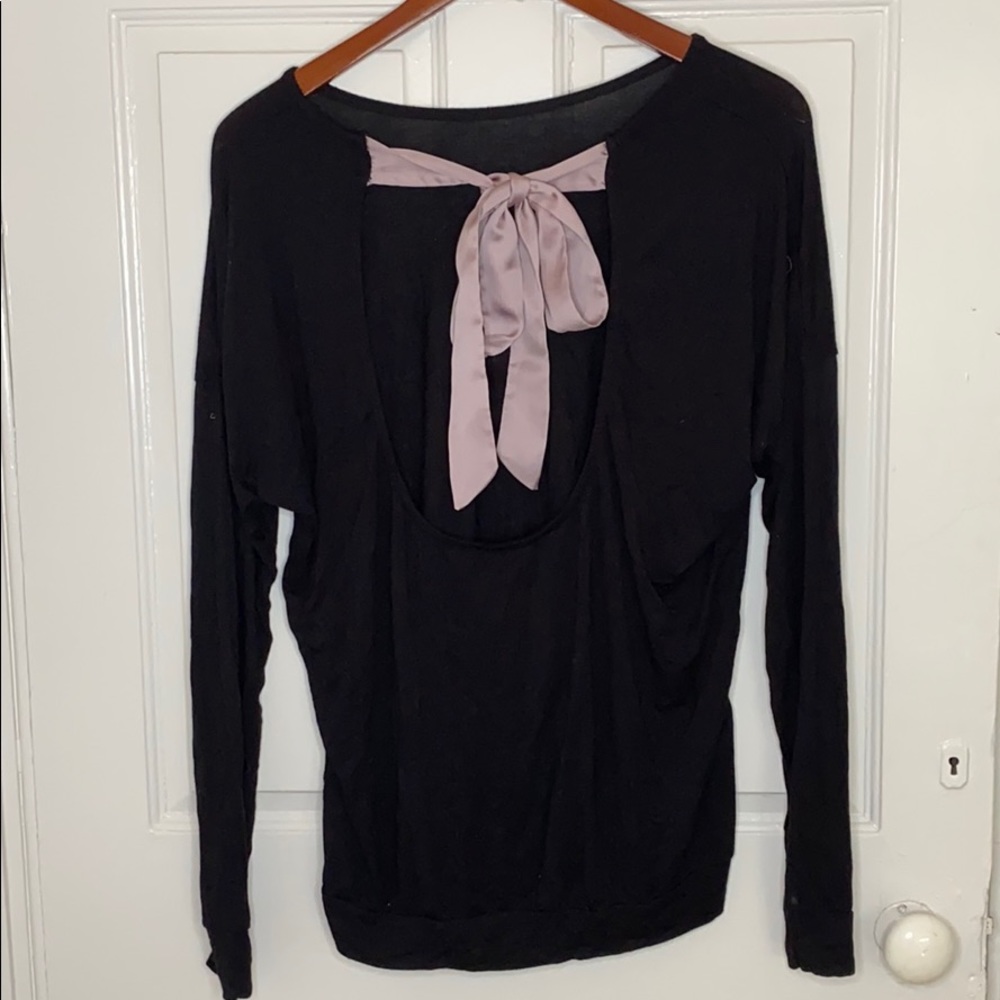Lounge comfy black long sleeve shirt